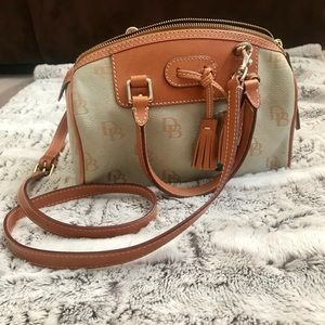 Dooney & Bourke Bag